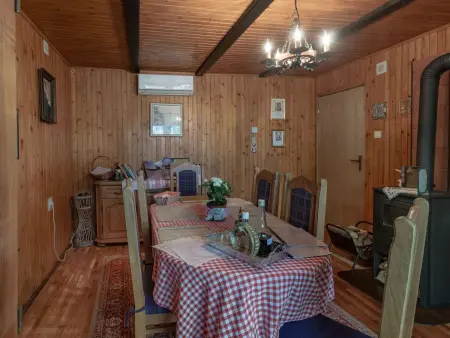 Rukova Hiža, maison nature avec piscine à Donja Stubica : photo 18