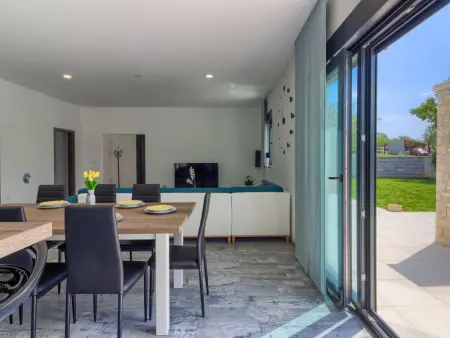 Villa Serenity, maison 3 chambres avec piscine près de Pula : photo 25