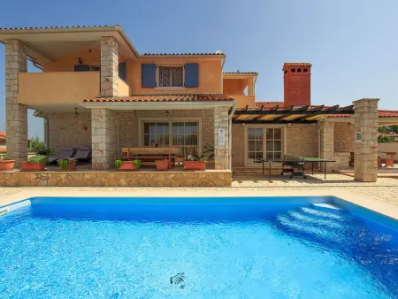 Villa Oliva – Maison 4 chambres piscine privée : photo 1