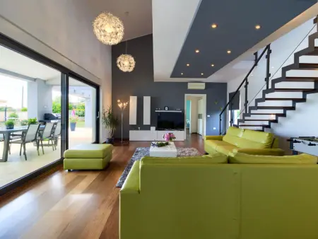 Villa Eva : maison moderne avec piscine privée à Pula : photo 5