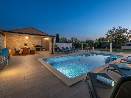 Villa Lara, maison 4 chambres avec piscine privée : photo 19