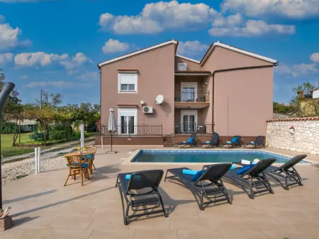 Villa Lara, maison 4 chambres avec piscine privée : photo 29