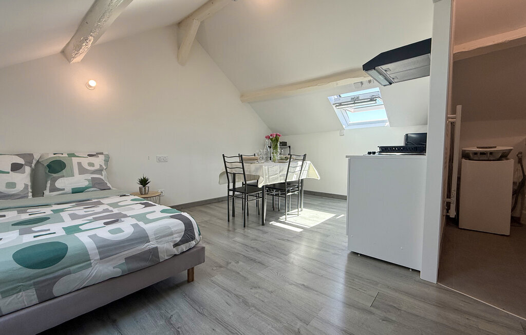 Studio 21 m² à Savignac-les-Églises, cœur du village - Photo 2