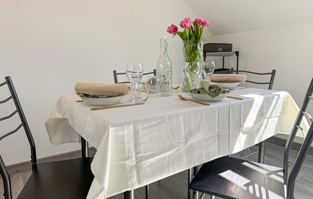 Studio 21 m² à Savignac-les-Églises, cœur du village - Photo 4