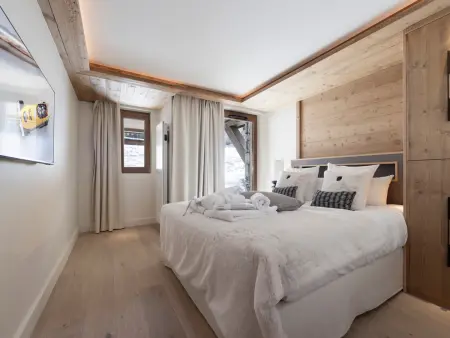 Appartement 80m² Val-d'Isère, 450m des pistes, spa : photo 6