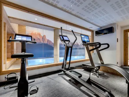 Appartement 80m² Val-d'Isère, 450m des pistes, spa : photo 13
