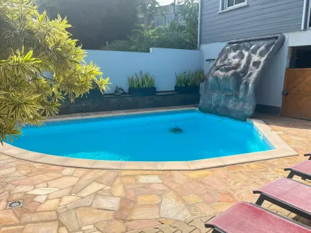 Chez Arlette, maison avec piscine à Saint-Louis : photo 4