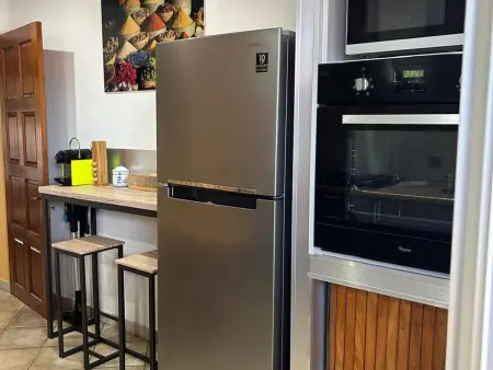 Chez Arlette, maison avec piscine à Saint-Louis : photo 10