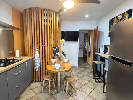 Chez Arlette, maison avec piscine à Saint-Louis : photo 11