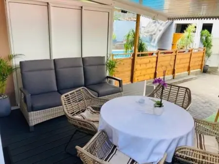 Chez Arlette, maison avec piscine à Saint-Louis : photo 14