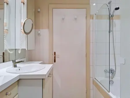 Appartement Le Grand Large à 50 m de la plage : photo 14