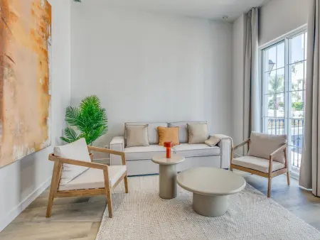 Studio moderne spacieux au cœur du port d'Estepona : photo 1