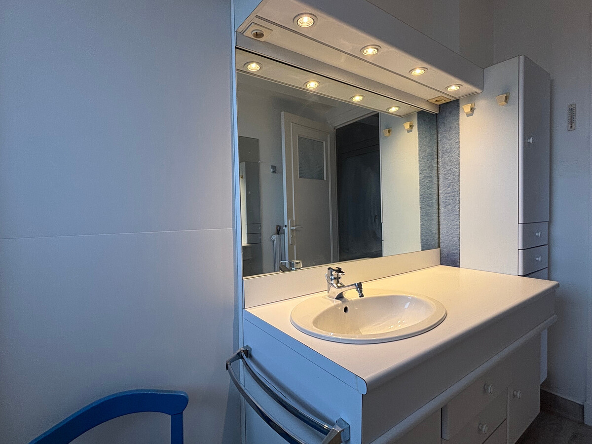 T4 spacieux avec garage à Hendaye, 3 chambres - Photo 7