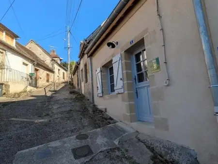 Studio La Petite Grange avec mezzanine à Bourbon-l'Archambault : photo 12