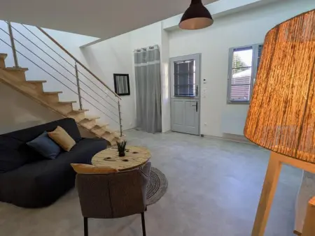 Studio La Petite Grange avec mezzanine à Bourbon-l'Archambault : photo 17