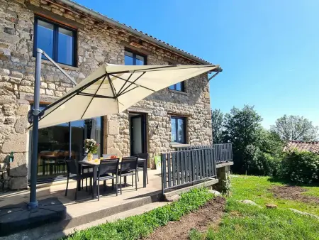 Gîte 6 pers. rénové avec jardin privé à Gumières : photo 1