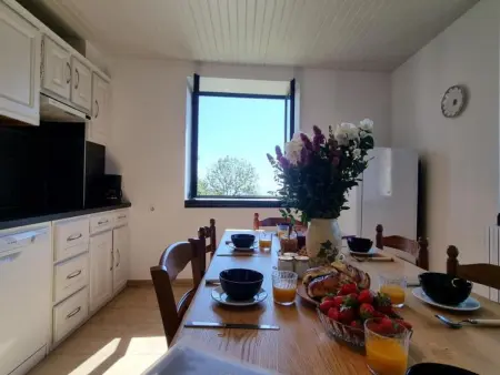 Gîte 6 pers. rénové avec jardin privé à Gumières : photo 3