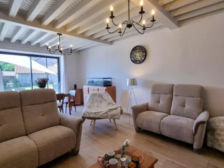 Gîte 6 pers. rénové avec jardin privé à Gumières : photo 7