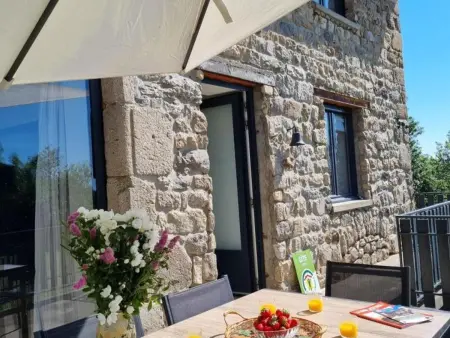 Gîte 6 pers. rénové avec jardin privé à Gumières : photo 22