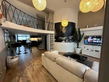 Location appartement à Lorient, Appartement avec Cinéma à Lorient - 200 m²