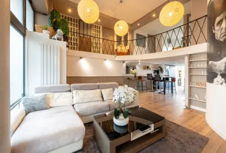 Appartement avec cinéma et jacuzzi à Lorient, 200 m² : photo 2