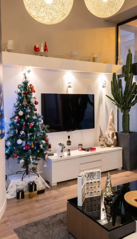 Appartement avec cinéma et jacuzzi à Lorient, 200 m² : photo 13