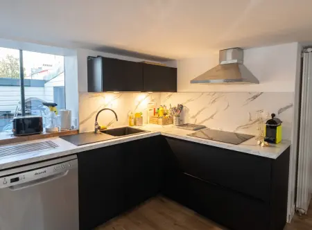 Appartement avec cinéma et jacuzzi à Lorient, 200 m² : photo 15
