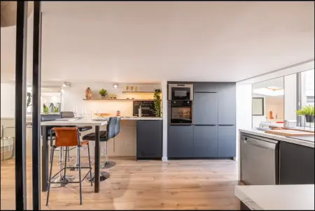 Appartement avec cinéma et jacuzzi à Lorient, 200 m² : photo 16