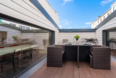 Appartement avec cinéma et jacuzzi à Lorient, 200 m² : photo 37