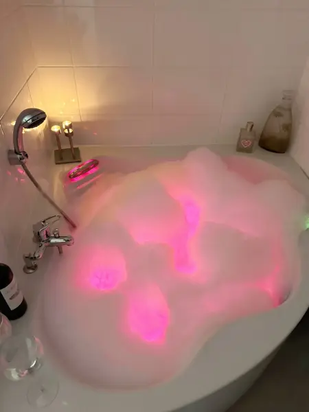 Appartement avec cinéma et jacuzzi à Lorient, 200 m² : photo 42