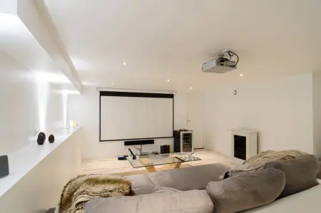 Appartement avec cinéma et jacuzzi à Lorient, 200 m² : photo 43