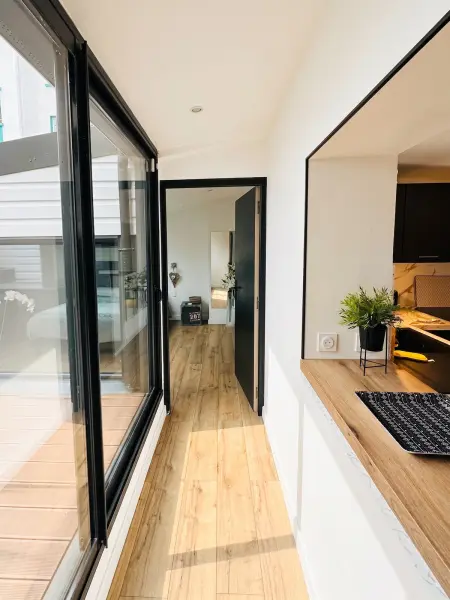Appartement avec cinéma et jacuzzi à Lorient, 200 m² : photo 48
