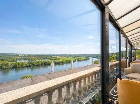 Appartement 54 m² avec balcon et jeux extérieurs à Freneuse : photo 2