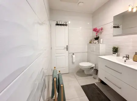 Appartement 54 m² avec balcon et jeux extérieurs à Freneuse : photo 7