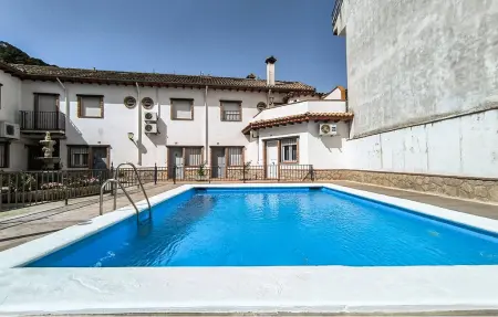 Maison 5 pers. avec piscine et escalier en colimaçon : photo 1
