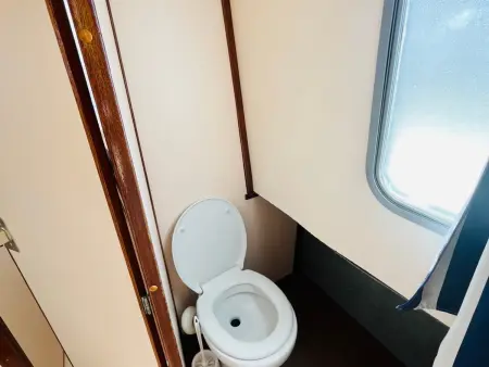 Bateau spacieux vue sur l'eau - 8 pers., Bateau 8 personnes à Colombiers : photo 11