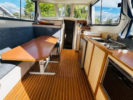 Bateau unique à quai - 8 pers., Bateau 8 personnes à Colombiers : photo 3