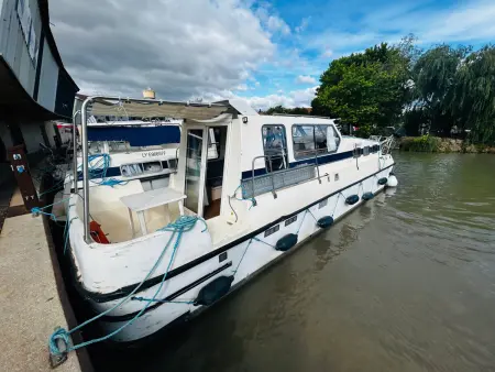 Bateau unique à quai - 8 pers., Bateau 8 personnes à Colombiers : photo 6