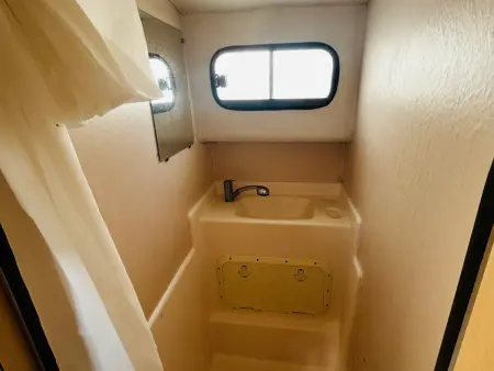 Bateau unique à quai - 8 pers., Bateau 8 personnes à Colombiers : photo 9