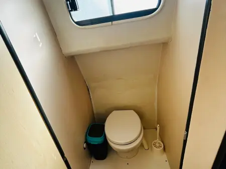 Bateau unique à quai - 8 pers., Bateau 8 personnes à Colombiers : photo 10