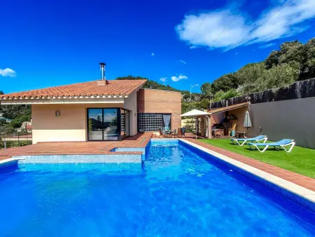 Villa paisible avec piscine privée - 8 pers., Villa 8 personnes à Caldes de Montbui - Photo 4