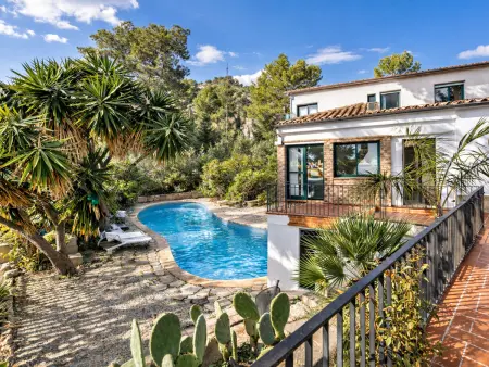 Location villa à Castelldefels, Villa méditerranéenne avec piscine privée, animaux OK - 10 pers.