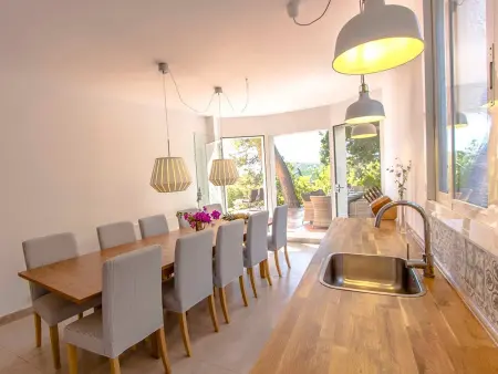 Villa avec piscine privée, vue montagne - 14 pers. - Photo 9