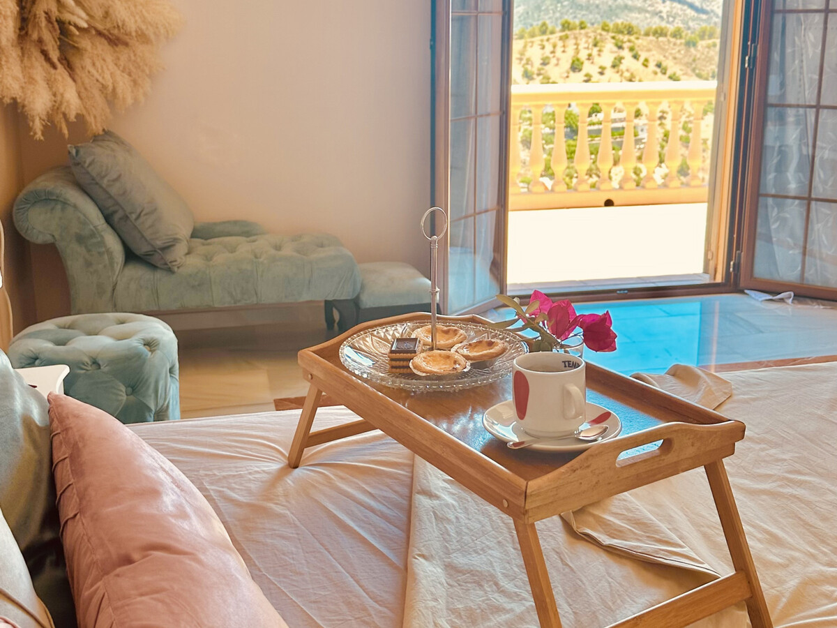 Château avec chapelle et piscine privée – 15 pers. - Photo 16