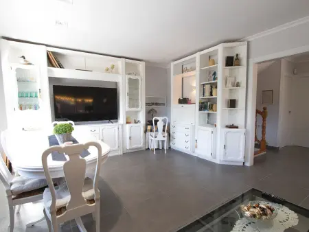 Villa avec piscine privée - 8 pers., Villa 8 personnes à Torrelles de Llobregat - Photo 3
