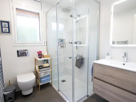 Villa avec piscine privée - 8 pers., Villa 8 personnes à Torrelles de Llobregat - Photo 35