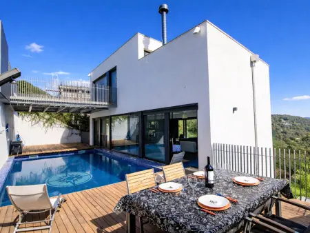 Location villa à Castellet i la Gornal, Villa vue montagne, piscine - 8 pers.