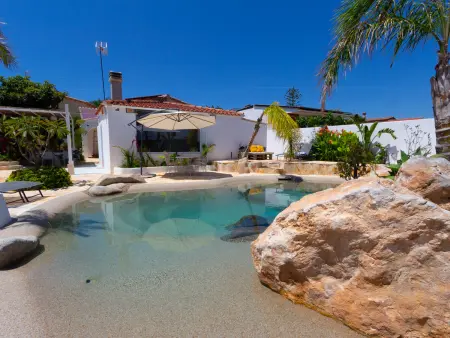 Location villa à La Pobla de Montornés, Bungalow avec piscine, clim et animaux OK - 7 pers.