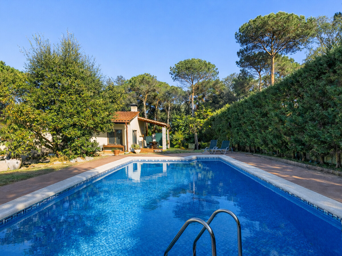 Villa 4 chambres avec piscine et salle de jeux à Sils - Photo 5