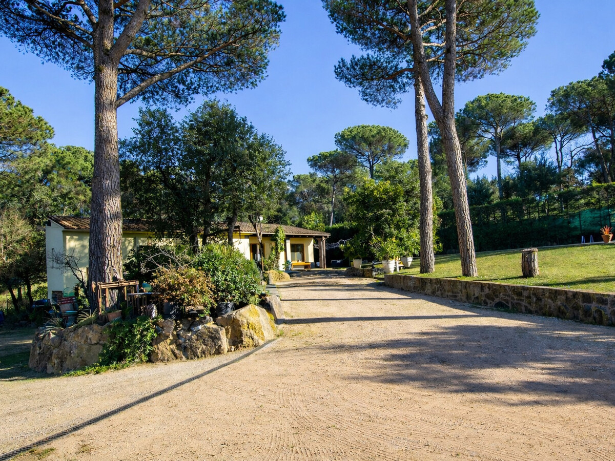 Villa 4 chambres avec piscine et salle de jeux à Sils - Photo 22